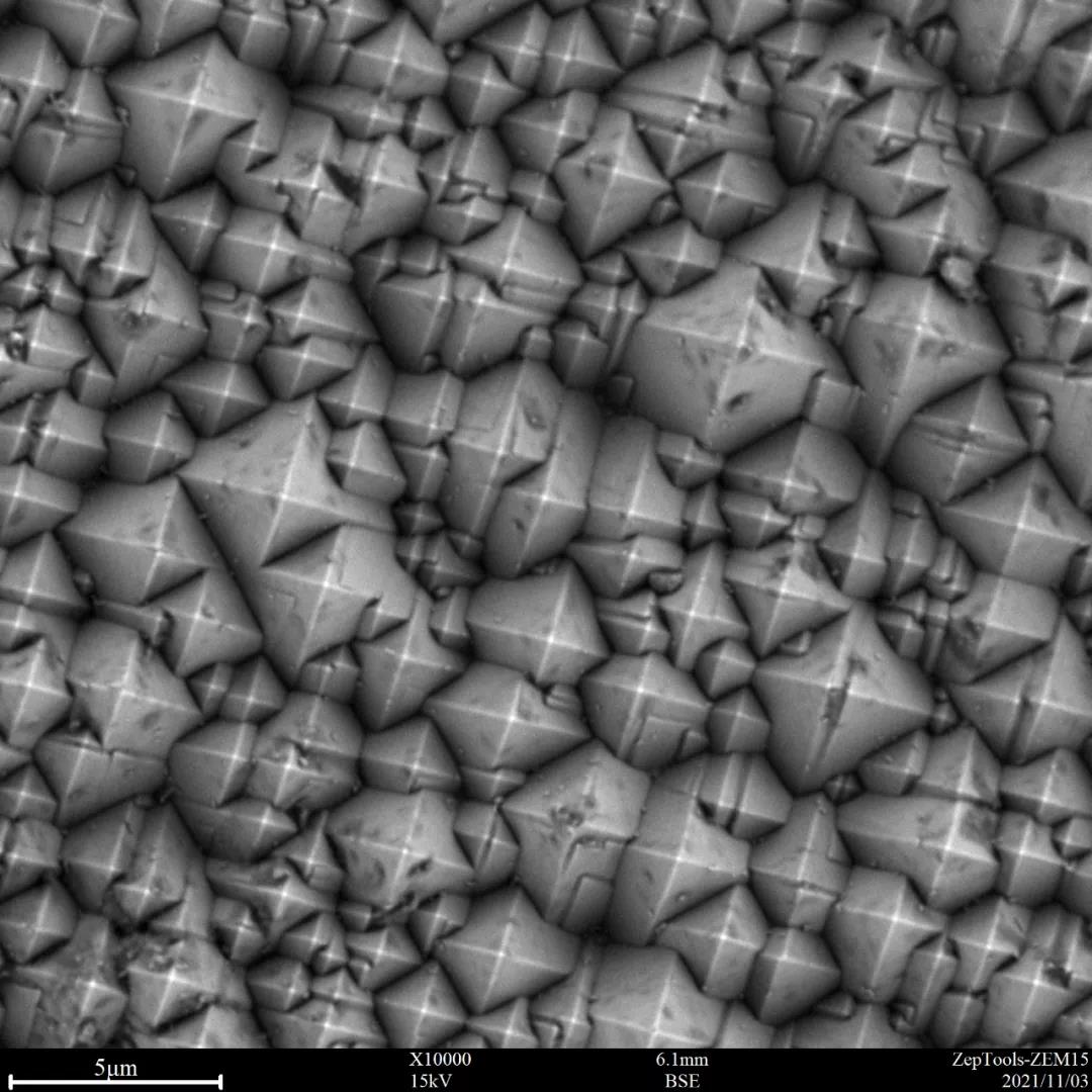 高倍下的電子束減速模式 高倍下的電子束減速模式